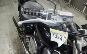 YAMAHA DRAGSTAR 1100 CLASSIC 2004 VP13J