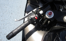 KAWASAKI ZX 1200 NINJA R 2003 20B010