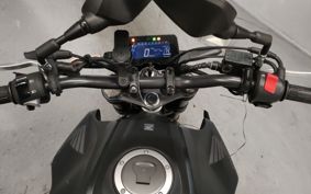 HONDA CB250R MC52