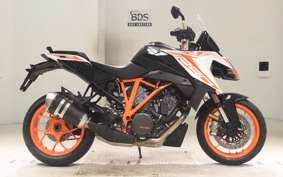 KTM 1290 SUPER DUKE GT 2019