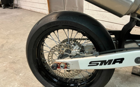 HUSQVARNA SM250R