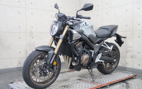 HONDA CB650R E-Clutch 2024 RH17