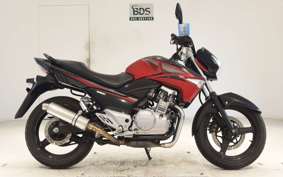 SUZUKI GSR250