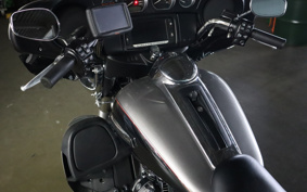 HARLEY FLHTCU 2021 MAD