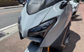 YAMAHA T-MAX 560 A TECHMAX 2025 SJ21J