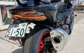 SUZUKI Hayabusa 2021 EJ11A