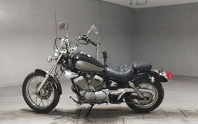 YAMAHA VIRAGO 250 3DM