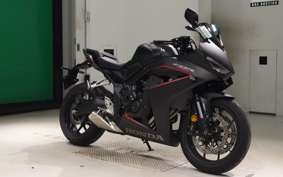 HONDA CBR650R E-Clutch 2018 RH17