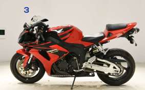 HONDA CBR1000RR 2006 SC57
