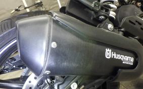 HUSQVARNA スバルトピレン250
