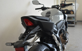 HONDA CB650R E-Clutch 2024 RH17