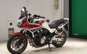 HONDA CB1300SB SUPER BOLDOR 2018 SC54