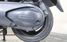 HONDA SILVERWING400GT 2015 NF03