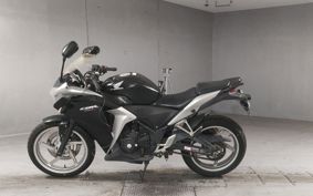 HONDA CBR250R MC41