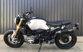 BMW NINE T 2020 0J01