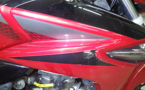 SUZUKI GSR250