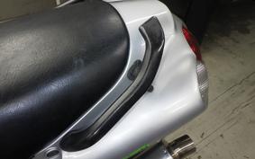 KAWASAKI ZZ1200 NINJA R 2002 ZXT20C