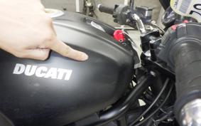 DUCATI MONSTER 400 IE 2005