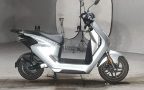 HONDA EM1 e: EF16