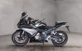 HONDA CBR400R NC56