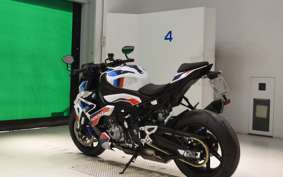 BMW M1000R 2025