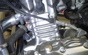 SUZUKI GSR250 2004