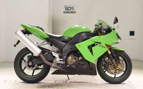 KAWASAKI ZX 10 NINJA R 2004 ZXT00C