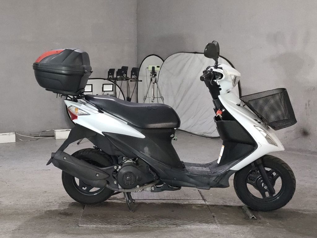 Фото Suzuki ADDRESS V125 с японского аукциона