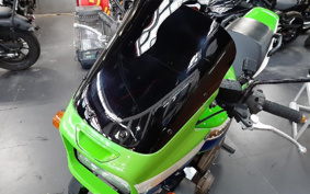 KAWASAKI ZRX1200 R 2004 ZRT20A