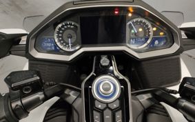 HONDA GL1800 TOUR  SC79