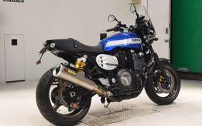 YAMAHA XJR1300 C 2015