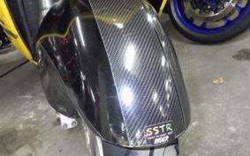 SUZUKI GSX1300R HAYABUSA 2000