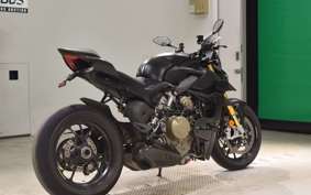 DUCATI STREETFIGHTER V4 S 2021