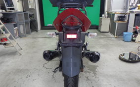 SUZUKI GSR250