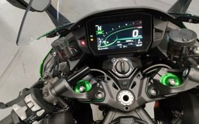 KAWASAKI  NINJA H2 SX 2022 ZXT02P