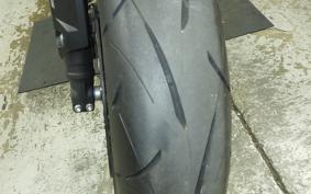 HONDA CB650R E-Clutch 2025 RH17