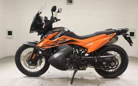 KTM 890 ADVENTURE	 2022