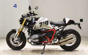 BMW R NINE T 2024