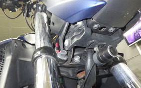 YAMAHA FZS25 2001