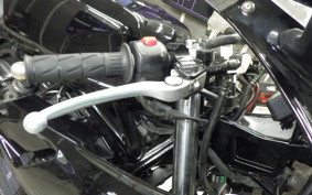 SUZUKI GS1200SS 2002