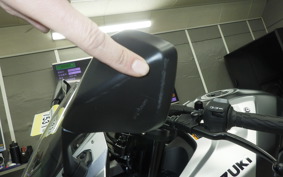 SUZUKI GSX-8R 2024 EM1AA