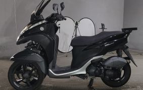 YAMAHA TRICITY 125 SE82J
