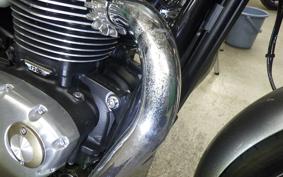TRIUMPH BONNEVILLE T120 2022