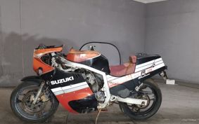 SUZUKI GSX-R750 GR71F