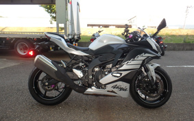KAWASAKI NINJA ZX-4R SE 2024 8BL