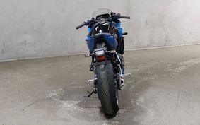 SUZUKI GSX-8R EM1AA