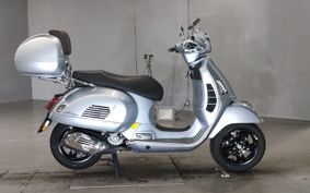 VESPA GTS SUPER TEC 300 2021 M4571