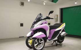 YAMAHA TRICITY 125 A 2015 SE82J