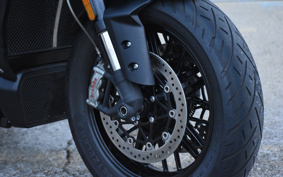 TRIUMPH ROCKET 3R 2022 YBG11J