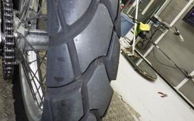 SUZUKI DJEBEL 250 XC SJ45A
